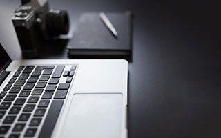 戴维·帕特森的攻守一体型打法，令袋鼠队在攻防两端展现实力，戴维森vs泰拳手